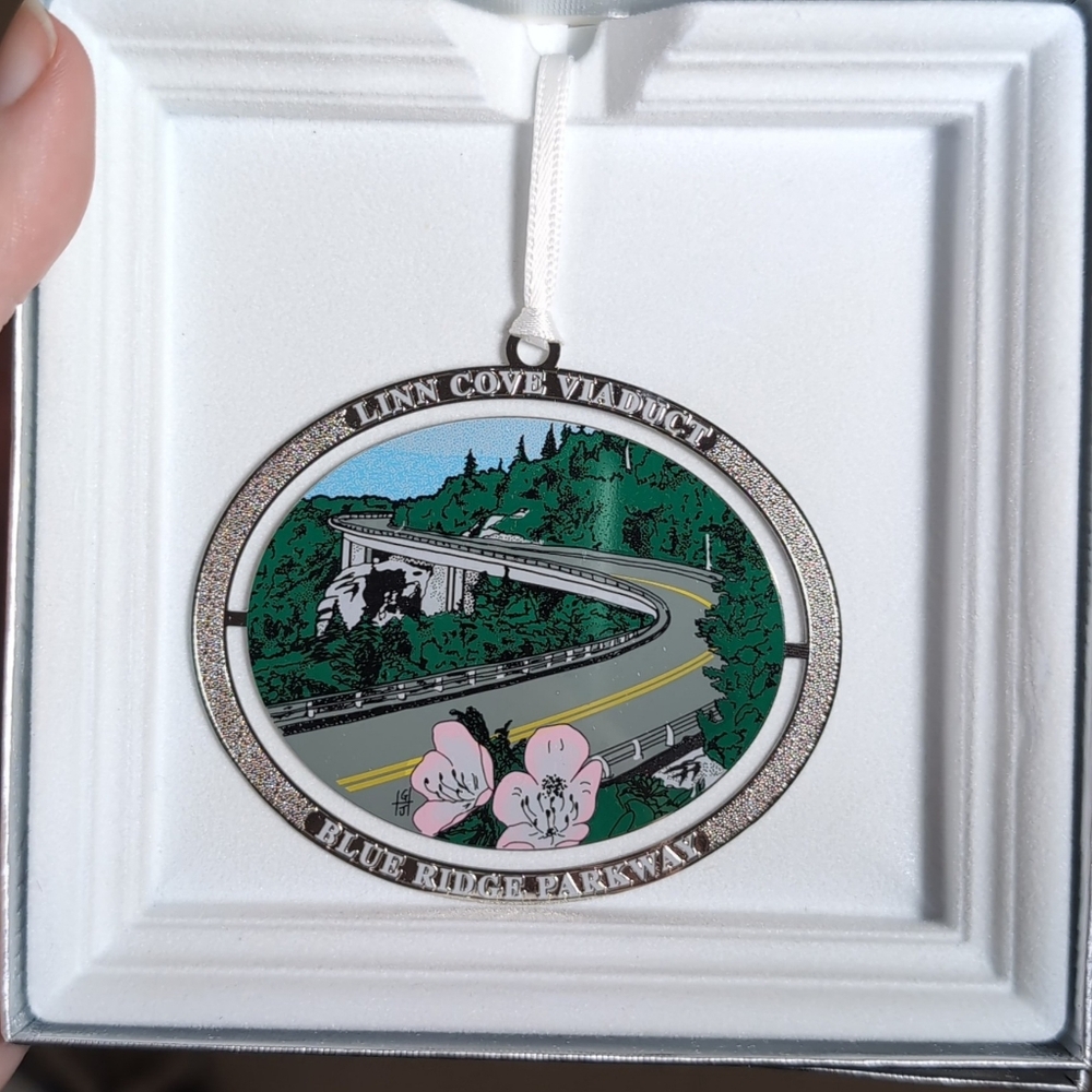 Linn Cove Viaduct Ornament Blue Ridge Pkwy LASC Collectible Etched Eastern Natl